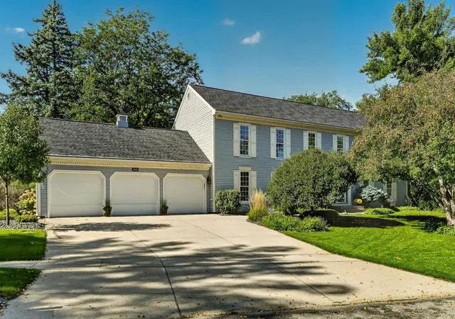 Photo 1 of Single family home for sale at 2565 Northridge Ln Ne, Rochester, MN 55906 | MLS# 7152493 | Listing updated on 2026-10-14