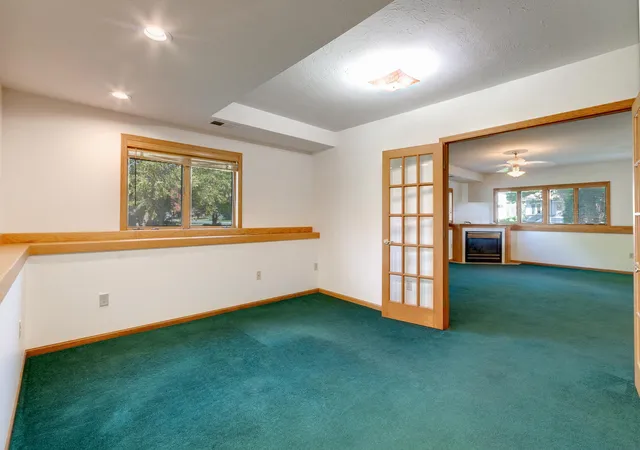 Photo 32 of Single family home for sale at 606 Columbus Ave S, New Prague, MN 56071 | MLS# 7152520 | Listing updated on 2026-10-09