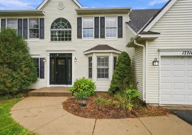 Photo 3 of Single family home for sale at 17716 Hyde Park Ave, Lakeville, MN 55044 | MLS# 7152534 | Listing updated on 2026-10-08
