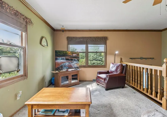 Photo 3 of Single family home for sale at 750 Viking Dr E, Saint Paul, MN 55117 | MLS# 7152537 | Listing updated on 2026-10-08