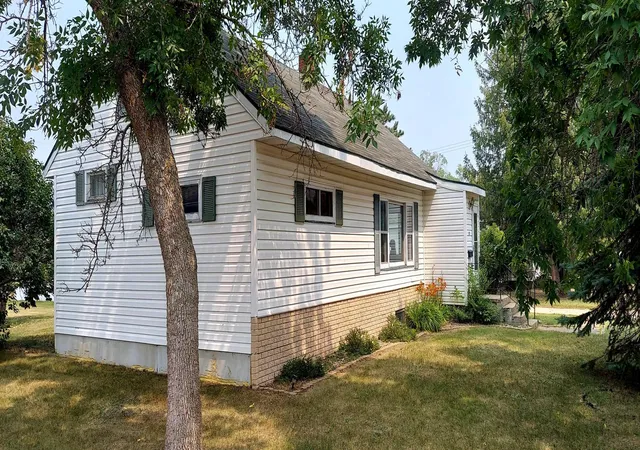 Photo 1 of Single family home for sale at 503 2nd Street W, Park Rapids, MN 56470 | MLS# 7152553 | Listing updated on 2026-10-01