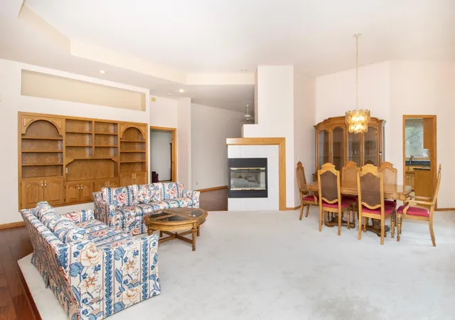 Photo 4 of Single family home for sale at 12133 Bluebird Cir NW, Minneapolis, MN 55448 | MLS# 7152566 | Listing updated on 2026-10-01