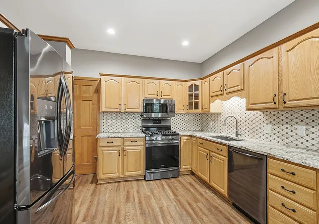 Photo 2 of Single family home for sale at 12645 Durango Pl, Saint Paul, MN 55124 | MLS# 7152571 | Listing updated on 2026-10-02