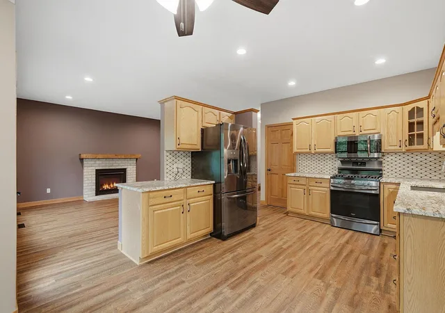 Photo 2 of Single family home for sale at 12645 Durango Pl, Saint Paul, MN 55124 | MLS# 7152571 | Listing updated on 2026-10-20