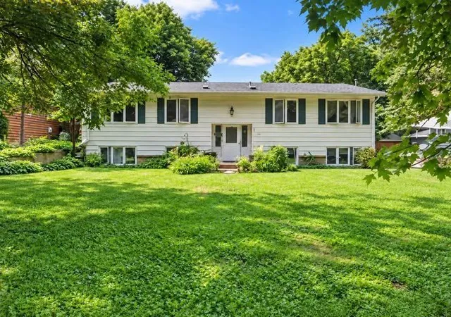 Photo 1 of Multi family home for sale at 305 307 Reno St, Wayzata, MN 55391 | MLS# 7152586 | Listing updated on 2026-10-09