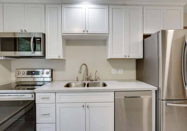 Photo 2 of Multi family home for sale at 305 307 Reno St, Wayzata, MN 55391 | MLS# 7152586 | Listing updated on 2026-10-09