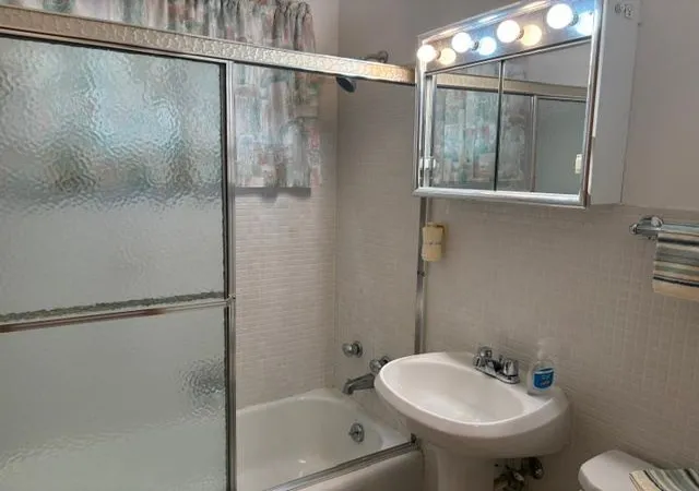 Photo 3 of Sale Pending at 3832 Jackson St NE, Minneapolis, MN 55421 | MLS# 7152590 | Listing updated on 2026-10-09