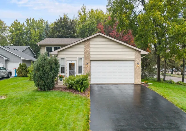 Photo 2 of Single family home for sale at 9200 124th Place N, Champlin, MN 55316 | MLS# 7152593 | Listing updated on 2026-10-10