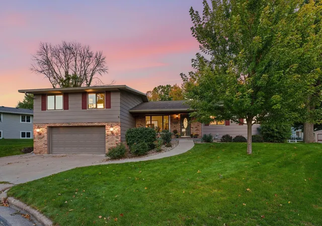 Single family home for sale at 227 Ridgewood Ct, Waconia, MN 55387 | MLS# 7152595