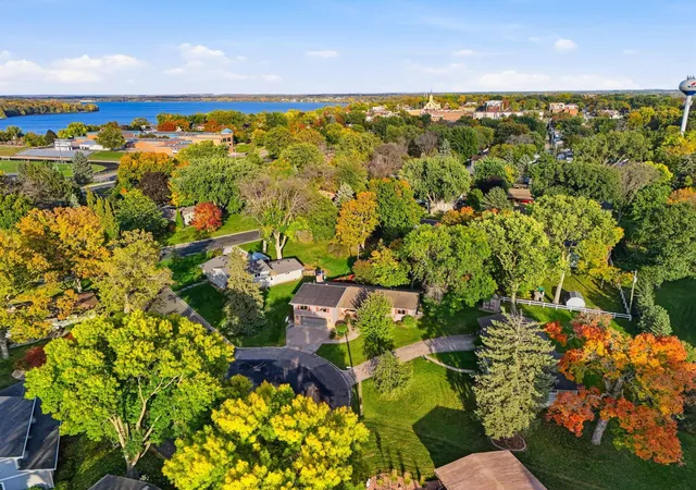 Photo 2 of Single family home for sale at 227 Ridgewood Ct, Waconia, MN 55387 | MLS# 7152595 | Listing updated on 2026-10-08