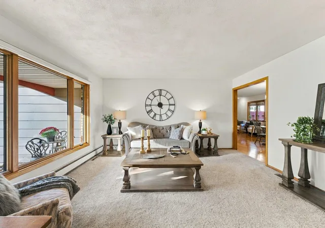 Photo 4 of Single family home for sale at 227 Ridgewood Ct, Waconia, MN 55387 | MLS# 7152595 | Listing updated on 2026-10-08
