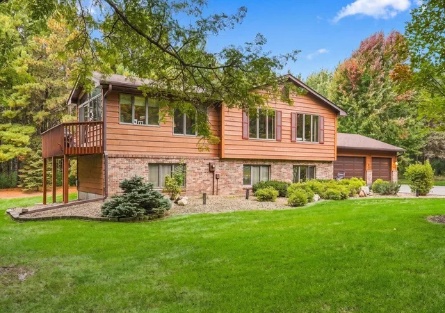Photo 3 of Single family home for sale at 10180 Perkins Ave N, Stillwater, MN 55082 | MLS# 7152604 | Listing updated on 2026-10-01
