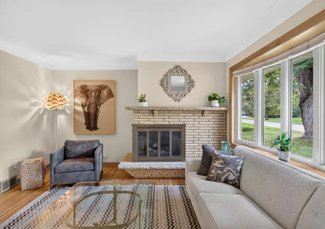 Photo 1 of Single family home for sale at 13819 Bellevue Dr, Minnetonka, MN 55345 | MLS# 7152605 | Listing updated on 2026-10-22