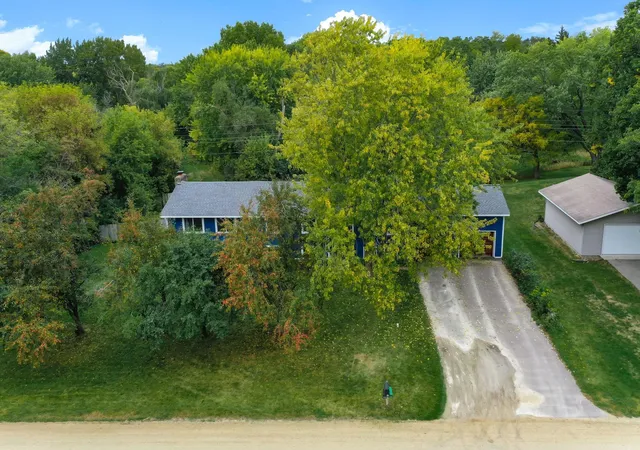 Photo 2 of Single family home for sale at 18423 Italy Ave, Lakeville, MN 55044 | MLS# 7152619 | Listing updated on 2026-10-05