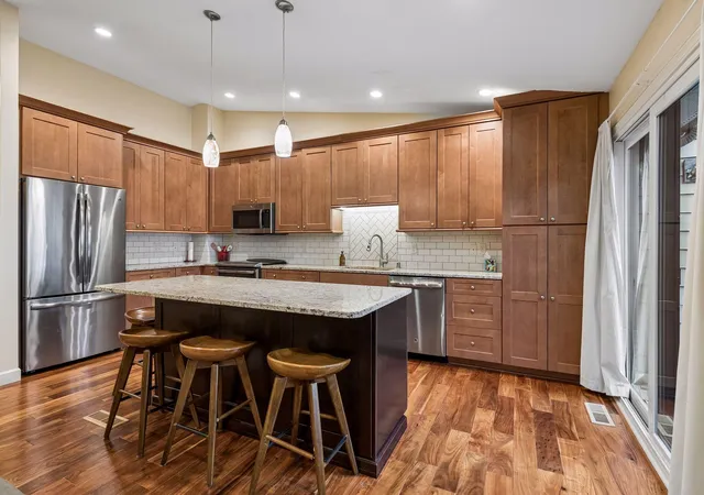 Photo 4 of Single family home for sale at 459 W Eagle Lake Dr, Maple Grove, MN 55369 | MLS# 7152626 | Listing updated on 2026-10-02