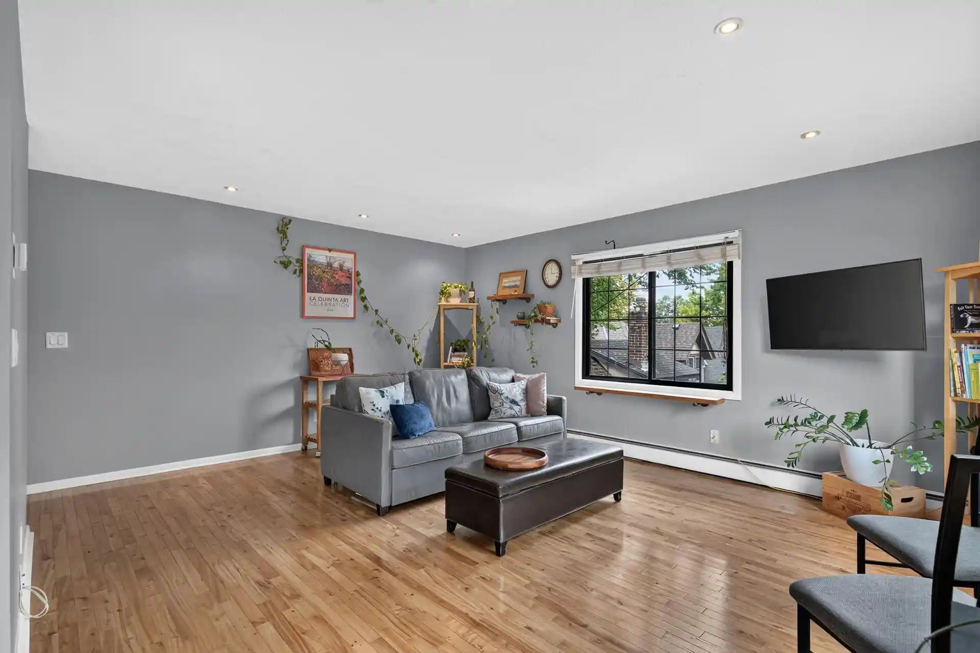Listing Photo 2 - Condo for sale in 3844 Nicollet Ave located at 3844 Nicollet Ave, Minneapolis, MN 55409 - Unit #305