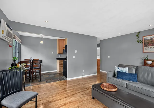 Photo 3 of Condo for sale at 3844 Nicollet Ave #305, Minneapolis, MN 55409 | MLS# 7152637 | Listing updated on 2026-10-02