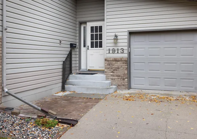 Photo 2 of Single family home for sale at 1913 26 1/2 Ave S, Fargo, ND 58103 | MLS# 7152641 | Listing updated on 2026-10-28
