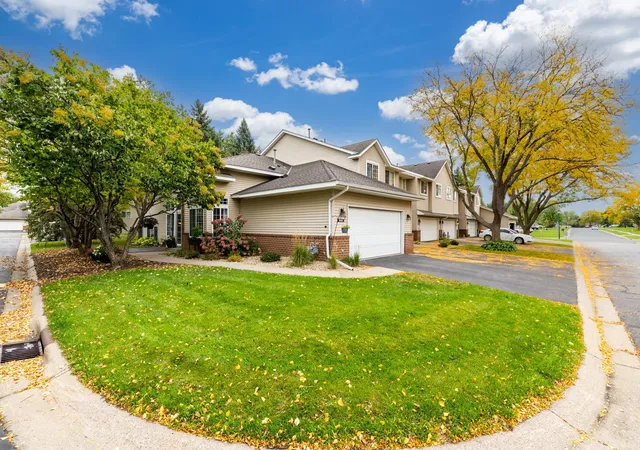 Photo 1 of Single family home for sale at 15102 December Way, Rosemount, MN 55068 | MLS# 7152643 | Listing updated on 2026-10-21