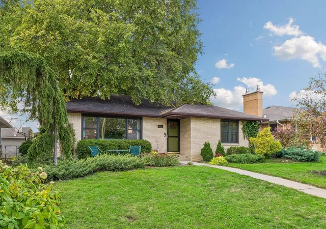 Single family home for sale at 6032 Oliver Ave S, Minneapolis, MN 55419 | MLS# 7152647