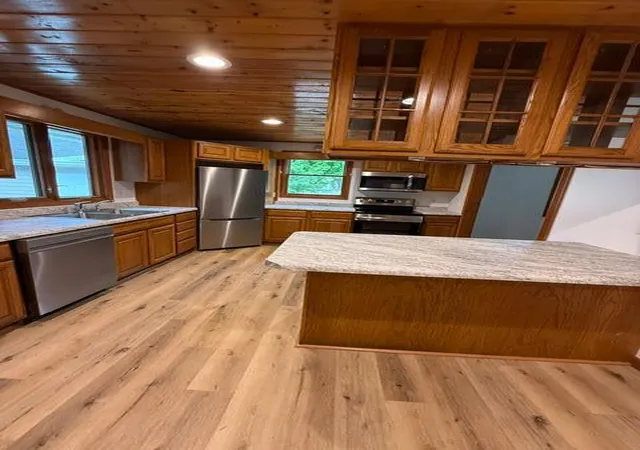 Photo 2 of Single family home for sale at 2310 10th Avenue Sw, Austin, MN 55912 | MLS# 7152654 | Listing updated on 2026-10-01