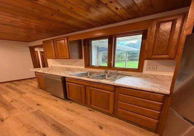 Photo 3 of Single family home for sale at 2310 10th Avenue Sw, Austin, MN 55912 | MLS# 7152654 | Listing updated on 2026-10-01