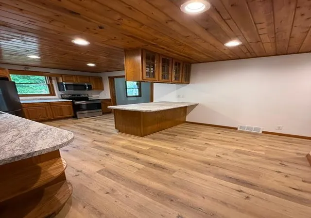Photo 3 of Single family home for sale at 2310 10th Avenue SW, Austin, MN 55912 | MLS# 7152654 | Listing updated on 2026-10-01
