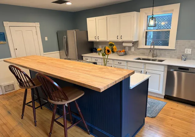 Photo 1 of Single family home for sale at 539 Saint Clair Ave, Saint Paul, MN 55102 | MLS# 7152661 | Listing updated on 2026-10-03