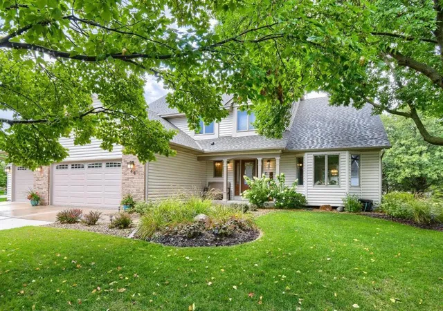 Single family home for sale at 46 Jefferson Ct, Hastings, MN 55033 | MLS# 7152665