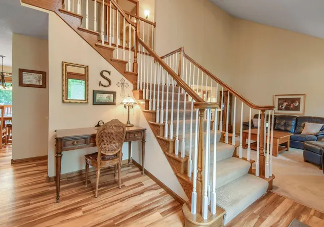 Photo 2 of Single family home for sale at 46 Jefferson Ct, Hastings, MN 55033 | MLS# 7152665 | Listing updated on 2026-10-02