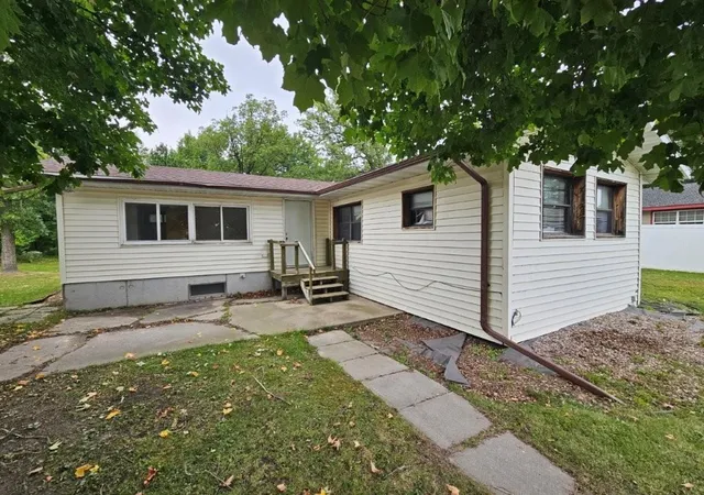 Photo 2 of Sale Pending at 37108 Lomond Dr, Bagley, MN 56621 | MLS# 7152672 | Listing updated on 2026-10-05