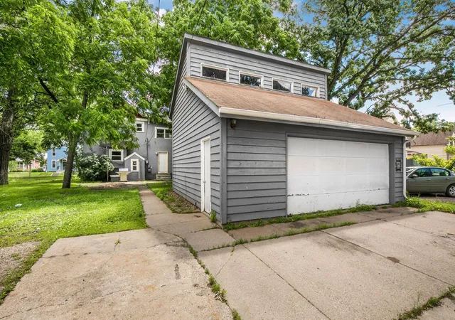 Photo 2 of Multi family home for sale at 511 6th Avenue S, Saint Cloud, MN 56301 | MLS# 7152680 | Listing updated on 2026-10-03