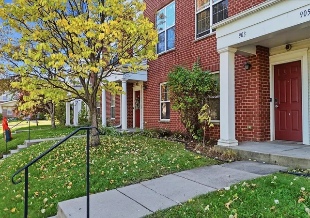 Photo 2 of Single family home for sale at 903 8th Avenue N, Minneapolis, MN 55411 | MLS# 7152686 | Listing updated on 2026-10-09