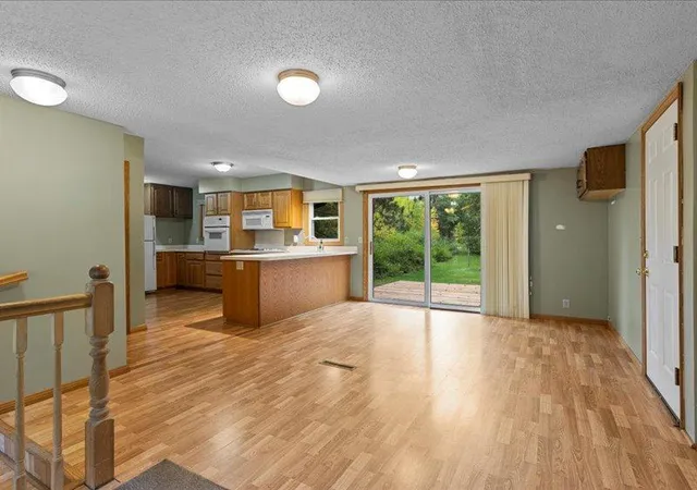 Photo 4 of Sale Pending at 13380 Memorywood Dr, Baxter, MN 56425 | MLS# 7152687 | Listing updated on 2026-10-09