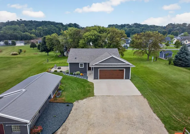 Photo 3 of Single family home for sale at 17 Richland Ave, Saint Charles, MN 55972 | MLS# 7152701 | Listing updated on 2026-10-12