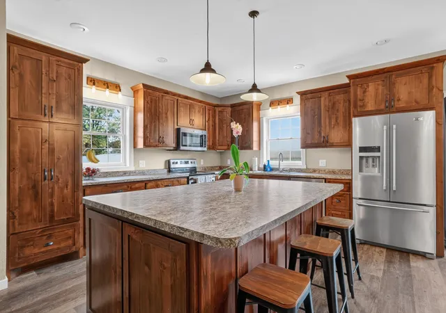 Photo 4 of Single family home for sale at 17 Richland Ave, Saint Charles, MN 55972 | MLS# 7152701 | Listing updated on 2026-10-12
