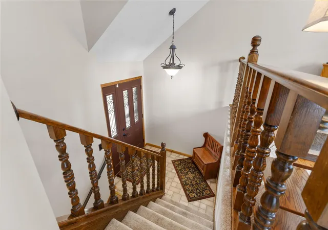 Photo 3 of Single family home for sale at 404 Pleasure Crk Dr, Minneapolis, MN 55434 | MLS# 7152717 | Listing updated on 2026-10-02