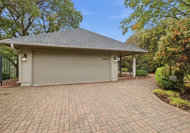 Photo 1 of Single family home for sale at 4890 Regents Walk, Excelsior, MN 55331 | MLS# 7152720 | Listing updated on 2026-10-02