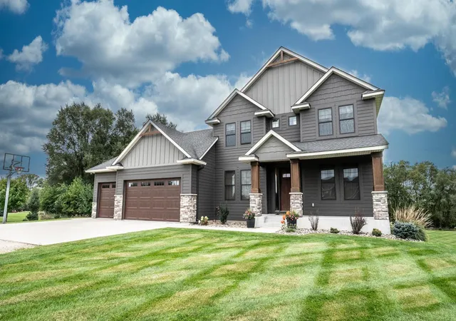 Photo 3 of Single family home for sale at 11197 113th Street E, Northfield, MN 55057 | MLS# 7152733 | Listing updated on 2026-10-10