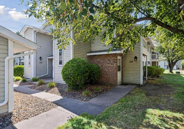 Photo 1 of Condo for sale at 2466 Cobble Hl Alcove #A, Saint Paul, MN 55125 | MLS# 7152753 | Listing updated on 2026-10-04