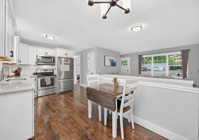 Photo 4 of Single family home for sale at 140 Powell Cir N, Big Lake, MN 55309 | MLS# 7152764 | Listing updated on 2026-10-01