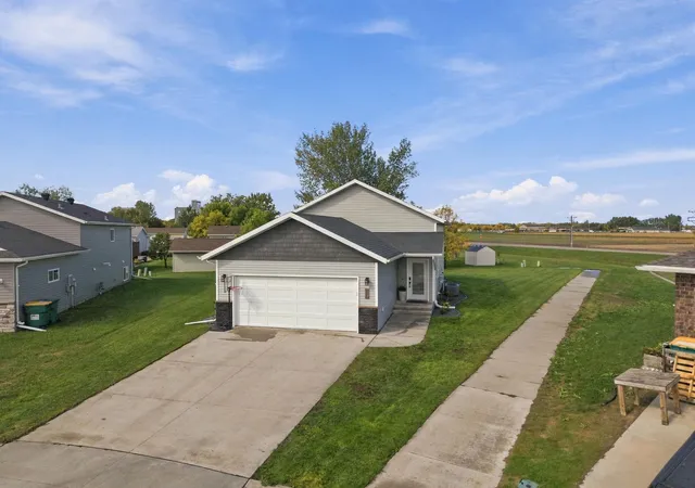 Photo 2 of Single family home for sale at 101 5th Street E, Horace, ND 58047 | MLS# 7152766 | Listing updated on 2026-10-02