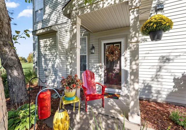 Photo 2 of Single family home for sale at 8967 Comstock Ln N, Maple Grove, MN 55311 | MLS# 7152767 | Listing updated on 2026-10-06