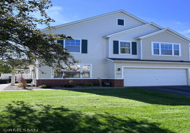 Photo 1 of Single family home for sale at 898 Providence Dr, Shakopee, MN 55379 | MLS# 7152769 | Listing updated on 2026-10-03