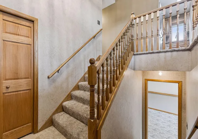 Photo 3 of Single family home for sale at 400 Elder Ave NW, Saint Michael, MN 55376 | MLS# 7152784 | Listing updated on 2026-10-09