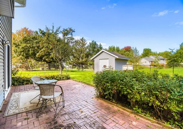 Photo 2 of Single family home for sale at 1186 Winter Ct, Hastings, MN 55033 | MLS# 7152795 | Listing updated on 2026-10-07