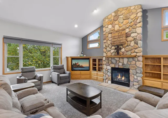 Photo 3 of Single family home for sale at 4181 Jason Ct Ne, Saint Michael, MN 55376 | MLS# 7152804 | Listing updated on 2026-10-05