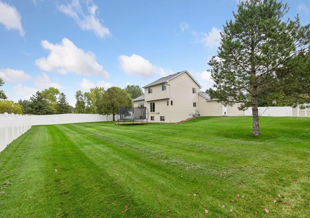 Photo 4 of Single family home for sale at 4181 Jason Ct NE, Saint Michael, MN 55376 | MLS# 7152804 | Listing updated on 2026-10-05