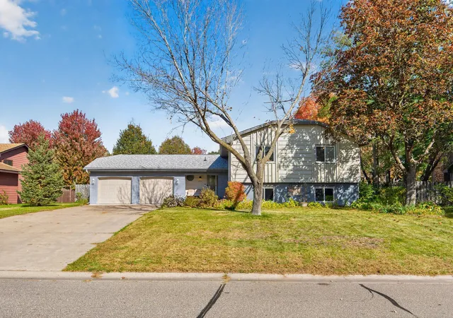 Photo 2 of Single family home for sale at 3637 114th Lane Nw, Minneapolis, MN 55433 | MLS# 7152813 | Listing updated on 2026-10-23