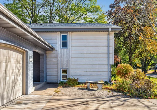 Photo 4 of Single family home for sale at 3637 114th Lane NW, Minneapolis, MN 55433 | MLS# 7152813 | Listing updated on 2026-10-23